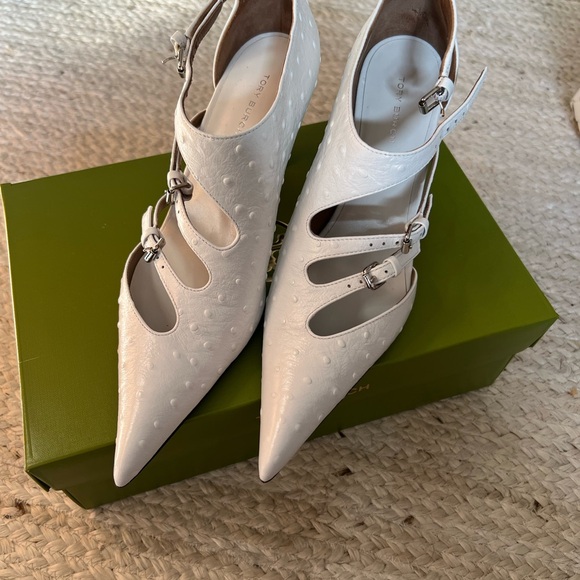 Tory Burch white buckle heels size 6